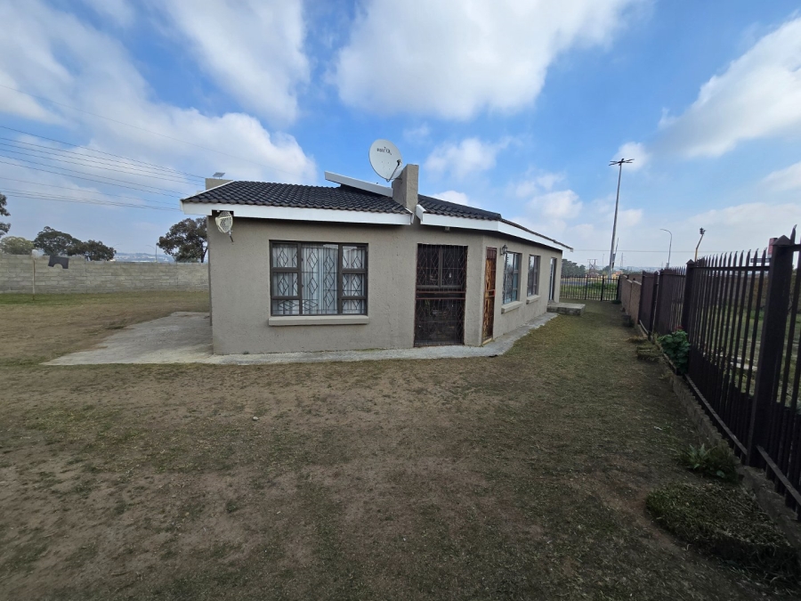 3 Bedroom Property for Sale in Bakenpark Free State